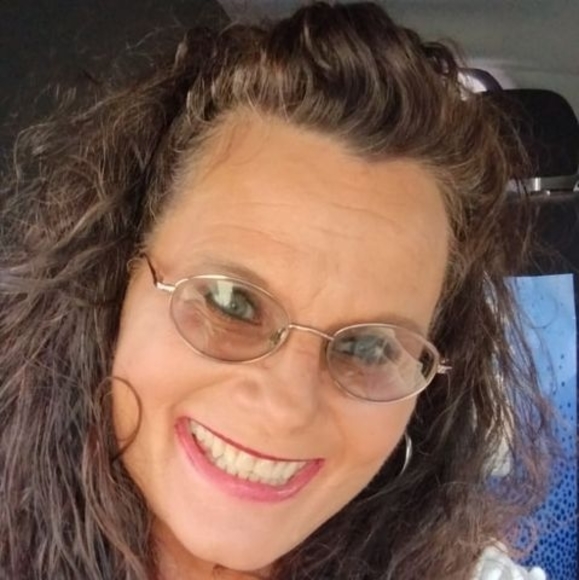 Meet your Posher, Pamela - Picture 1 of 1